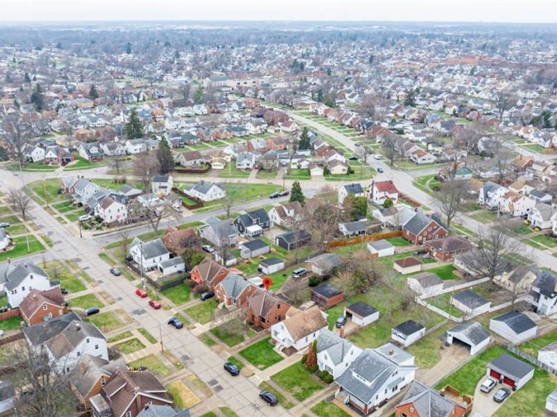 6406 Pelham Drive, Parma, OH 44129 Photo 36