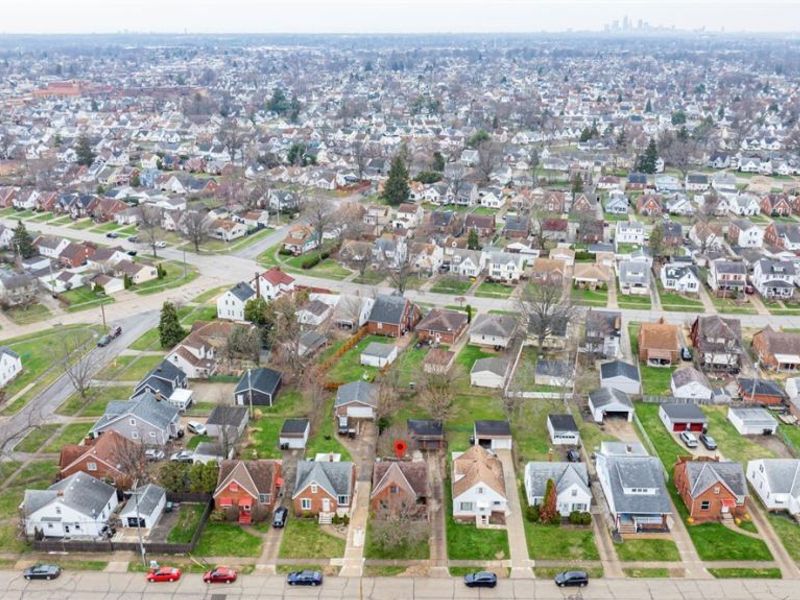 6406 Pelham Drive, Parma, OH 44129 Photo 38