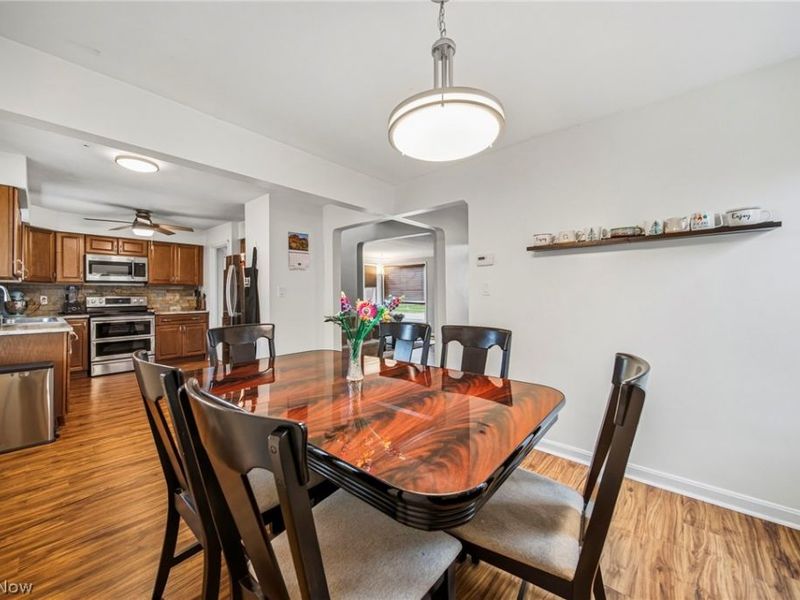 6406 Pelham Drive, Parma, OH 44129 Photo 9