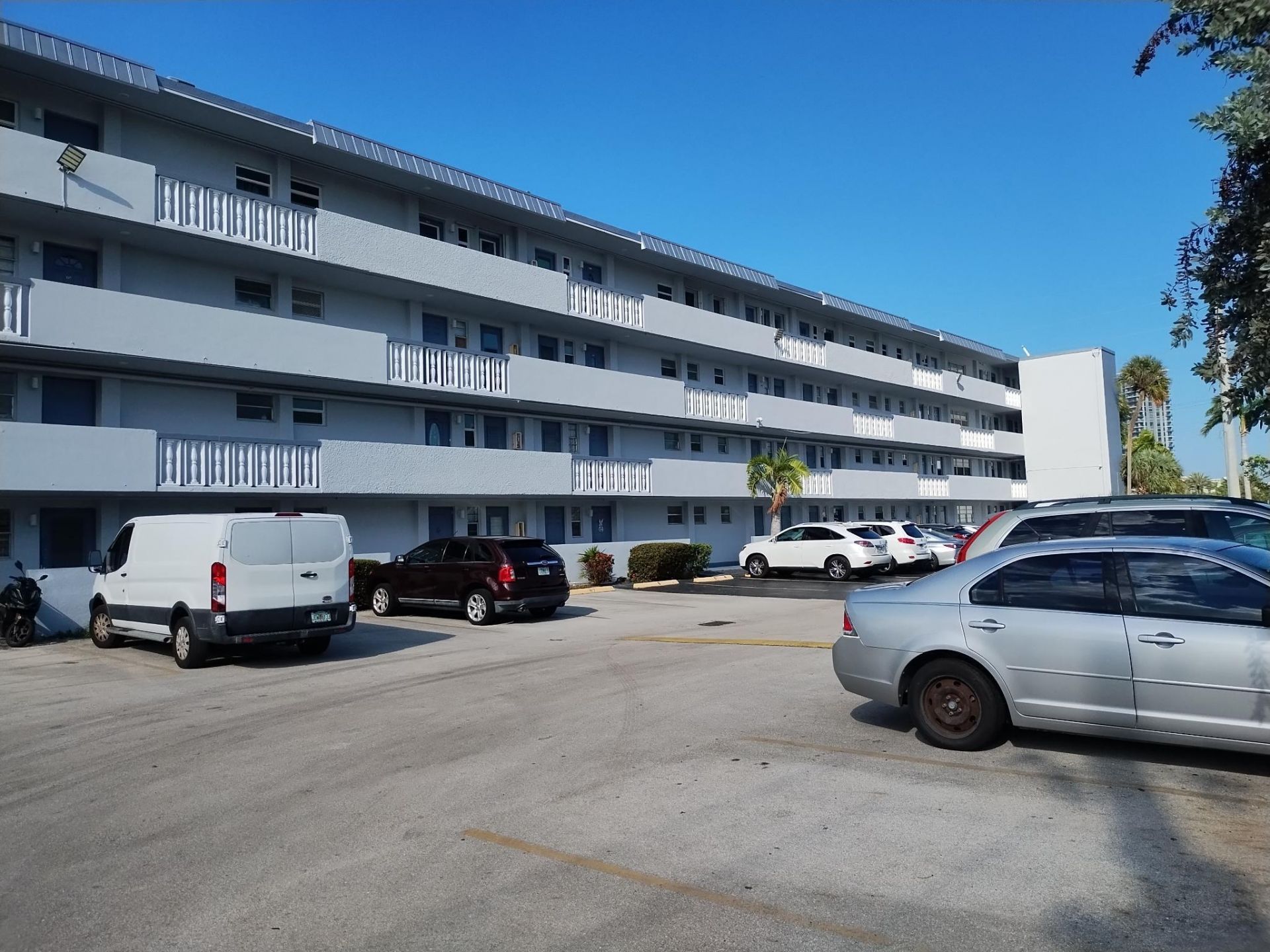 1333 E E Hallandale Beach Boulevard, Unit 235, Hallandale Beach, FL 33009 Photo