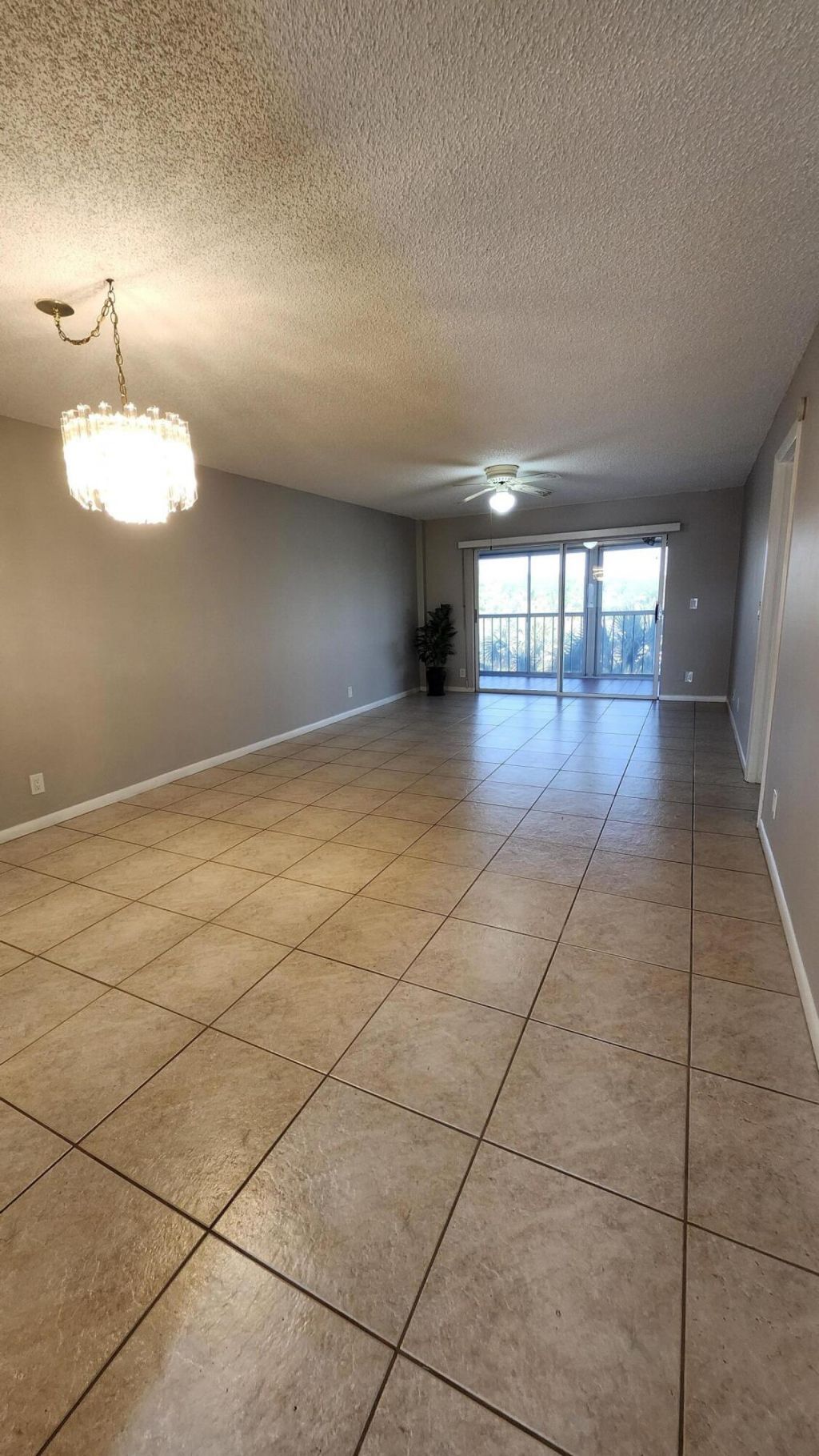 3146 Via Poinciana Via Poinciana, Unit 414, Lake Worth, FL 33467 Photo