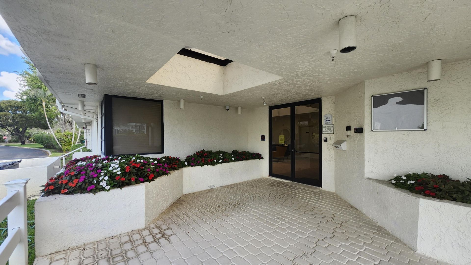 3146 Via Poinciana Via Poinciana, Unit 414, Lake Worth, FL 33467 Photo