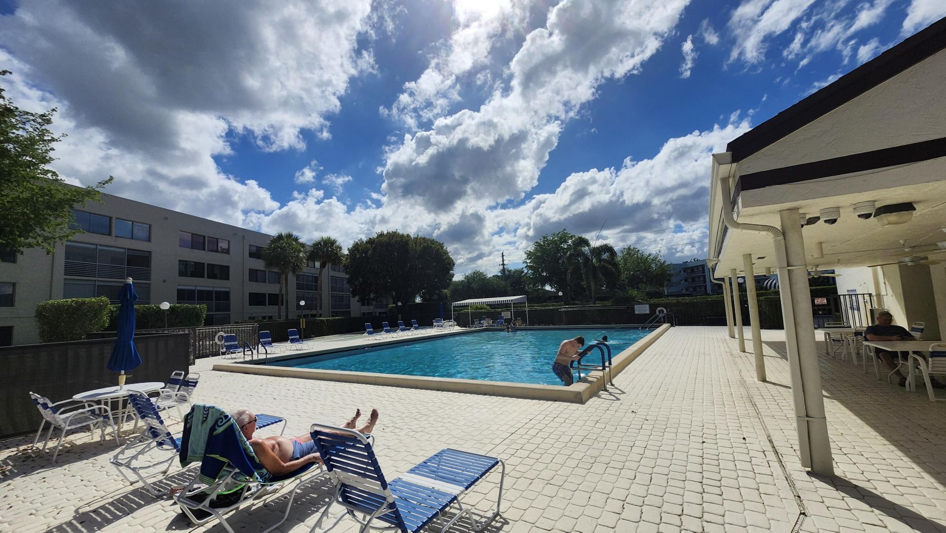 3146 Via Poinciana Via Poinciana, Unit 414, Lake Worth, FL 33467 Photo