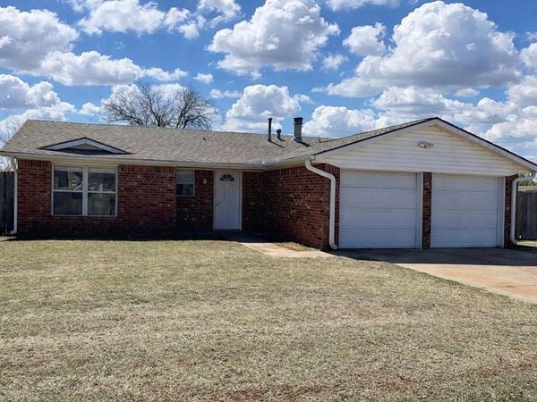 1016 SW 99th Place, Oklahoma City, OK 73139