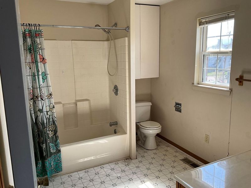 308-310 Reber Avenue , Lancaster, OH 43130 Photo 11