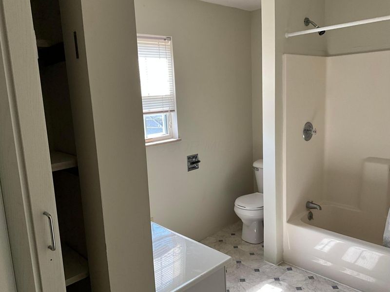 308-310 Reber Avenue , Lancaster, OH 43130 Photo 12