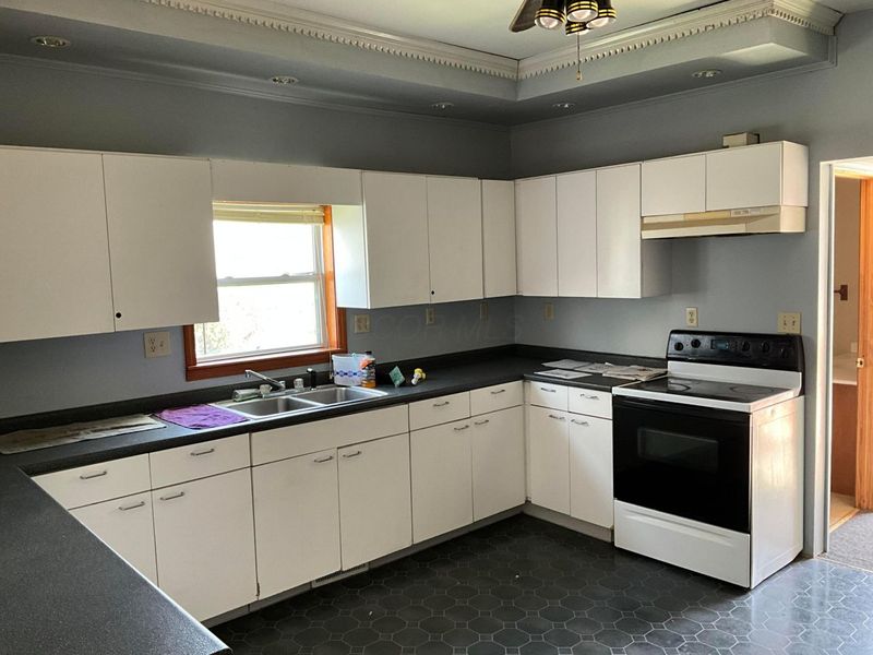 308-310 Reber Avenue , Lancaster, OH 43130 Photo 6