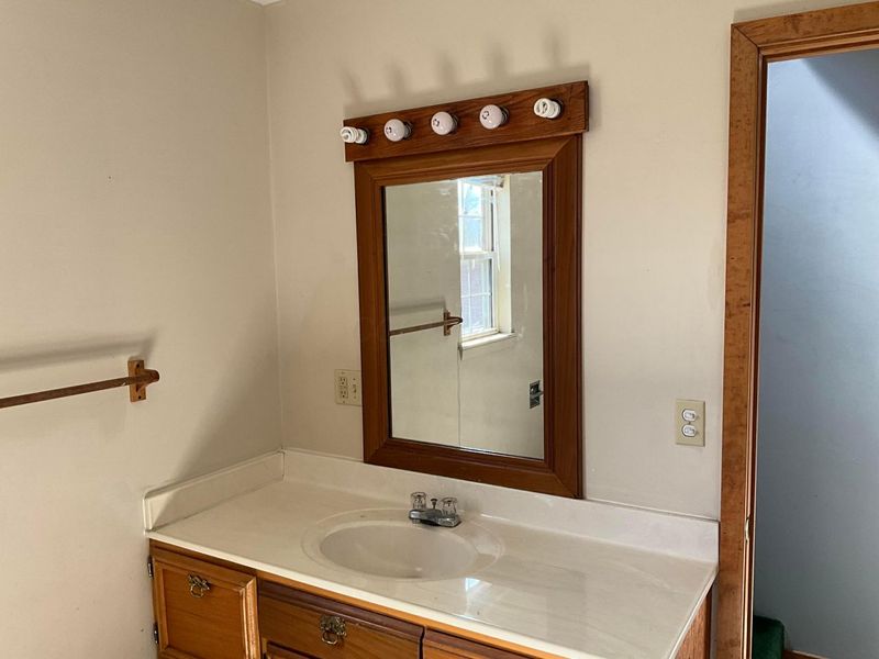 308-310 Reber Avenue , Lancaster, OH 43130 Photo 9