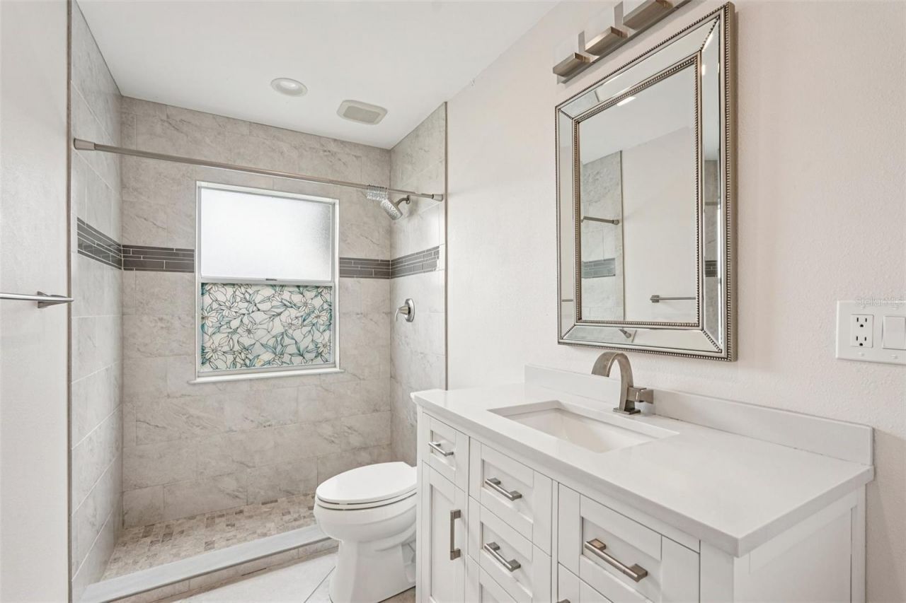 4808 61st Avenue Terrace W, Bradenton, FL 34210 Photo