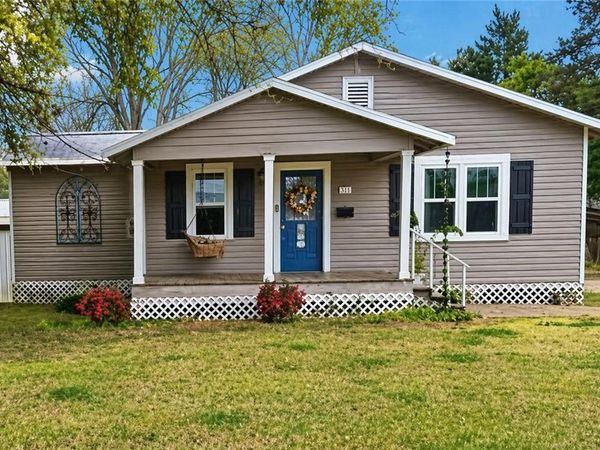 124 MARKET Street, Marksville, LA 71351