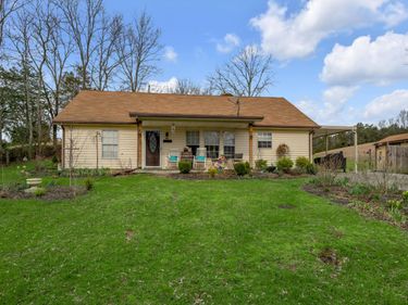 1540 Scaffold Lick Creek Road, Berry, KY 41003