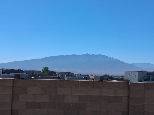 5724 Sandoval Drive NE, Rio Rancho, NM 87144