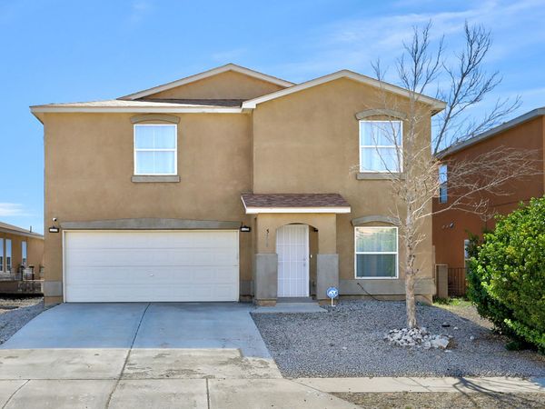 5724 Sandoval Drive NE, Rio Rancho, NM 87144