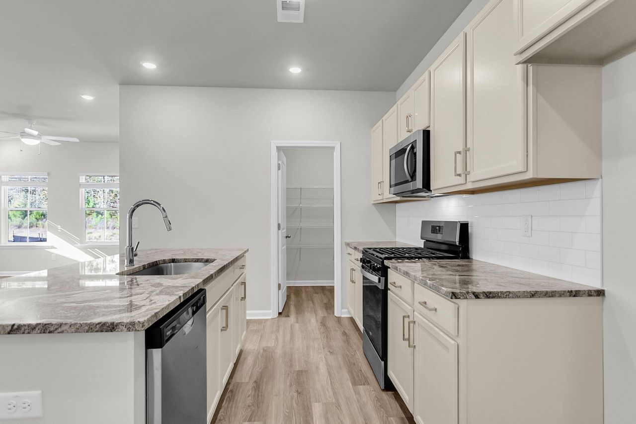 114 Scout Drive Photo 5