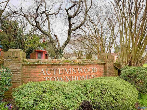 413 Autumnwood Drive, Decatur, AL 35601