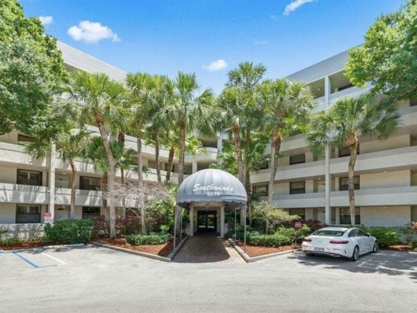 2070 Homewood Boulevard, Unit 4140, Delray Beach, FL 33445