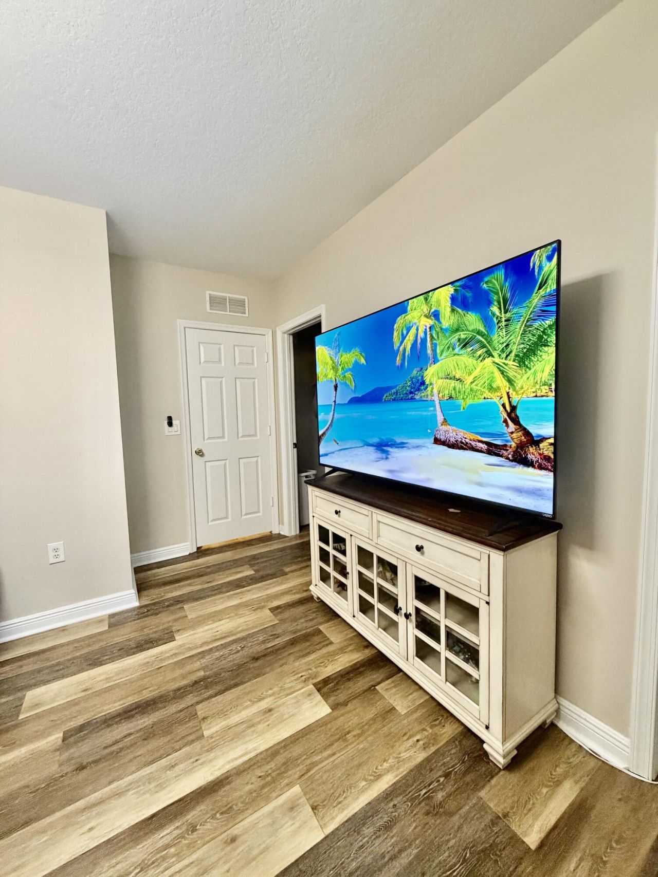 1033 NE 17th Way, Unit 2003, Fort Lauderdale, FL 33304 Photo