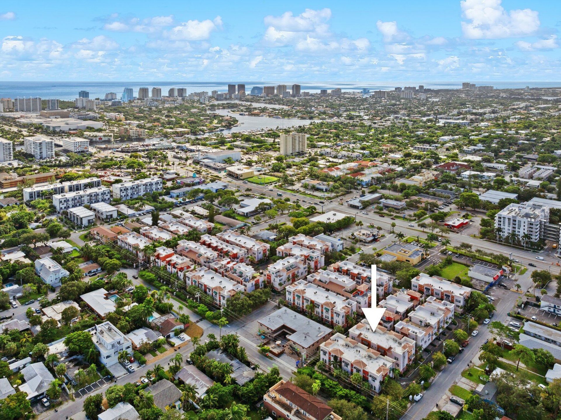 1033 NE 17th Way, Unit 2003, Fort Lauderdale, FL 33304 Photo