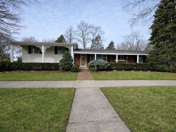 8 N Greenwood Avenue , Palatine, IL 60074