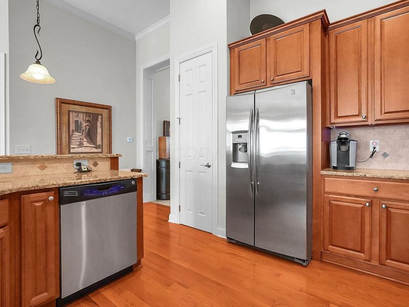 5917 Tournament Drive, Westerville, OH 43082 Photo 16