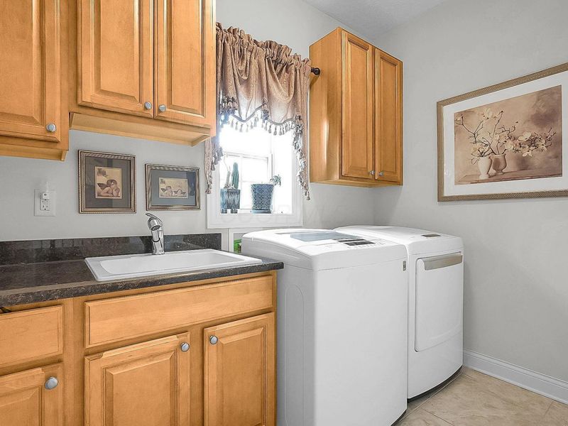 5917 Tournament Drive, Westerville, OH 43082 Photo 18