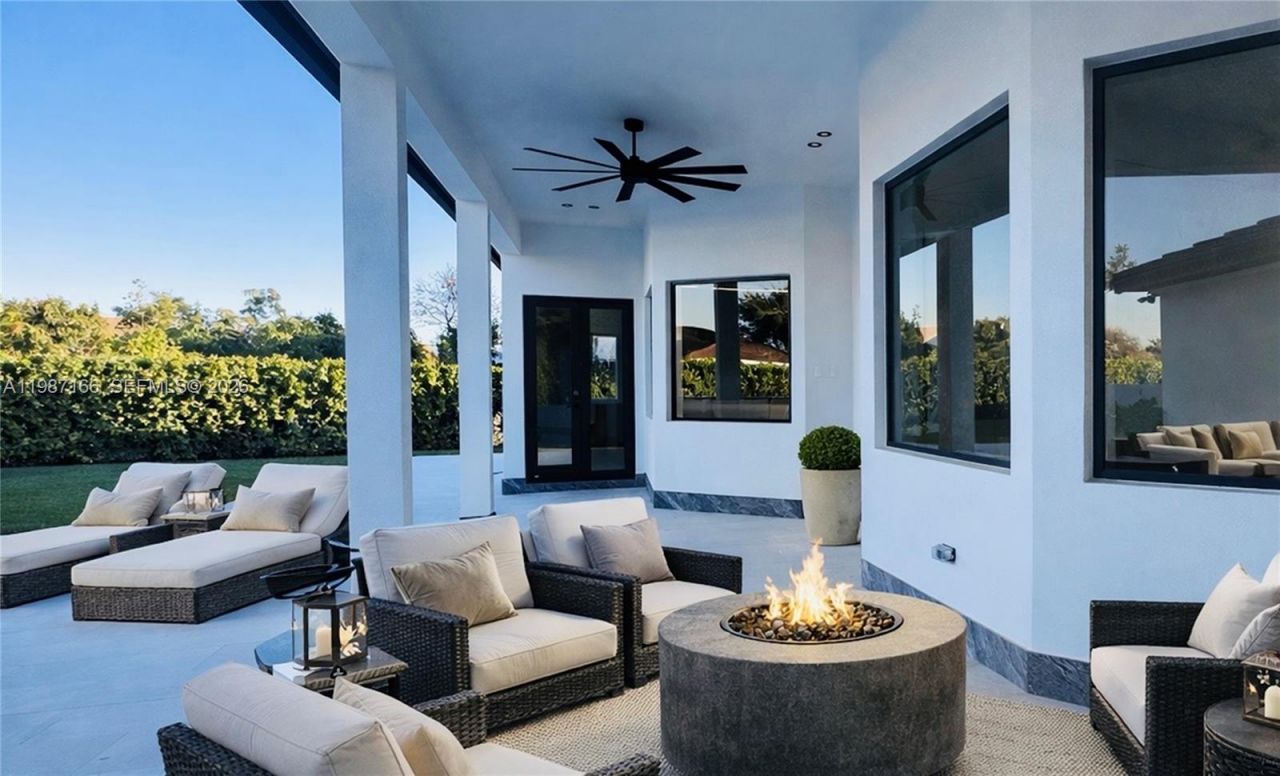 19880 SW 134th Ave , Miami, FL 33177 Photo