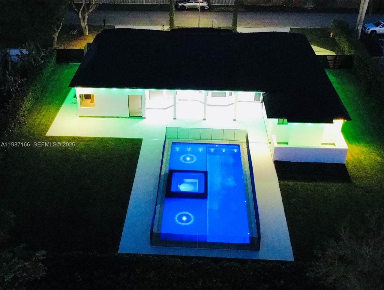 19880 SW 134th Ave , Miami, FL 33177 Photo