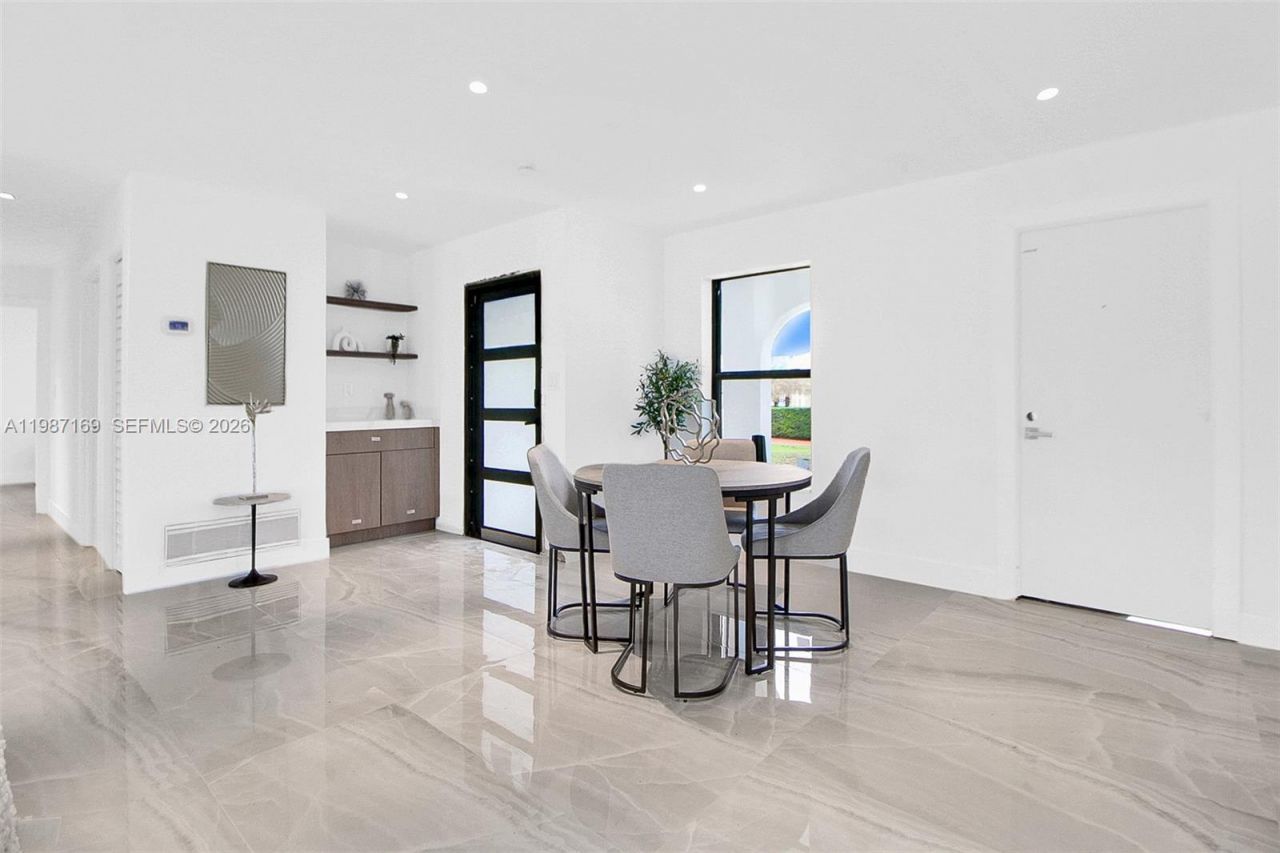 13615 SW 72nd Ter, Miami, FL 33183 Photo