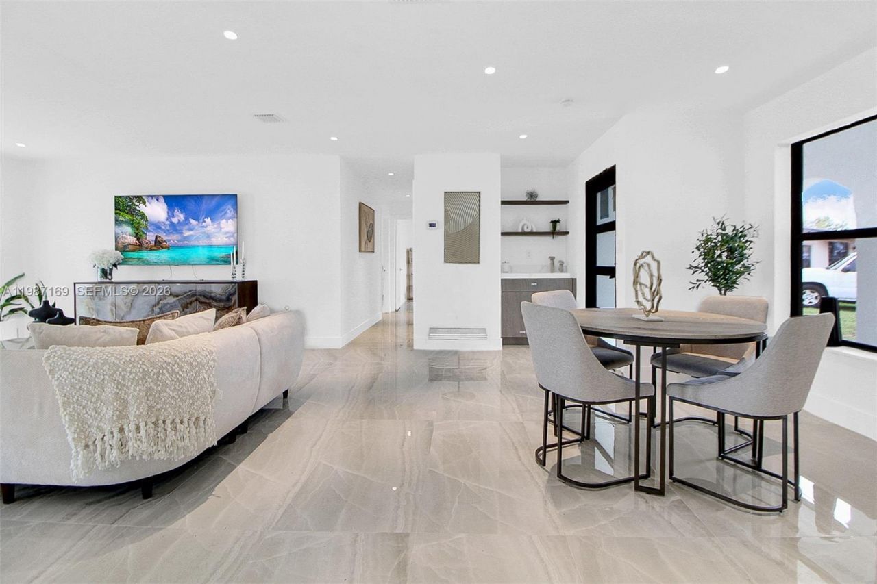 13615 SW 72nd Ter, Miami, FL 33183 Photo