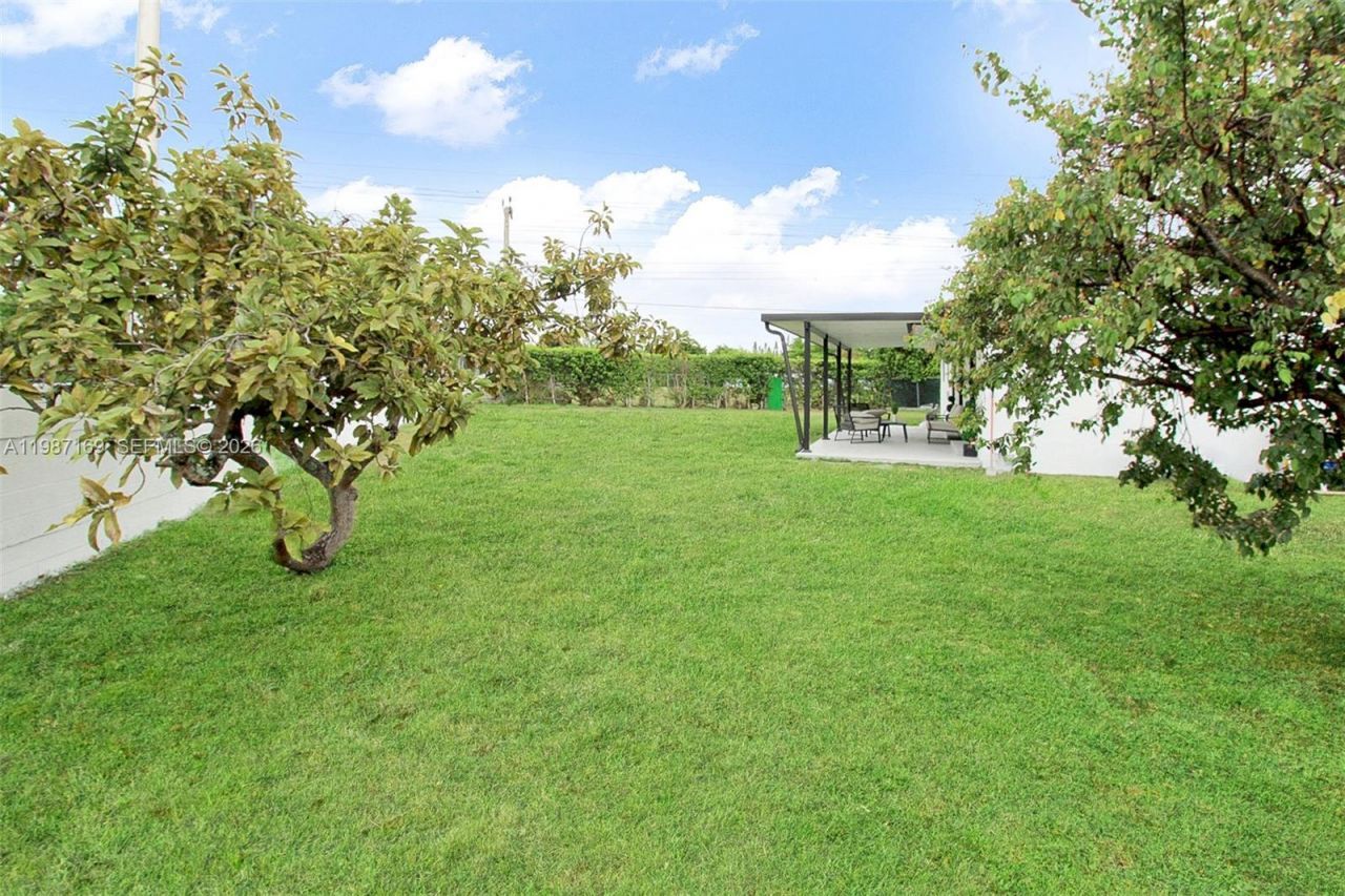 13615 SW 72nd Ter, Miami, FL 33183 Photo