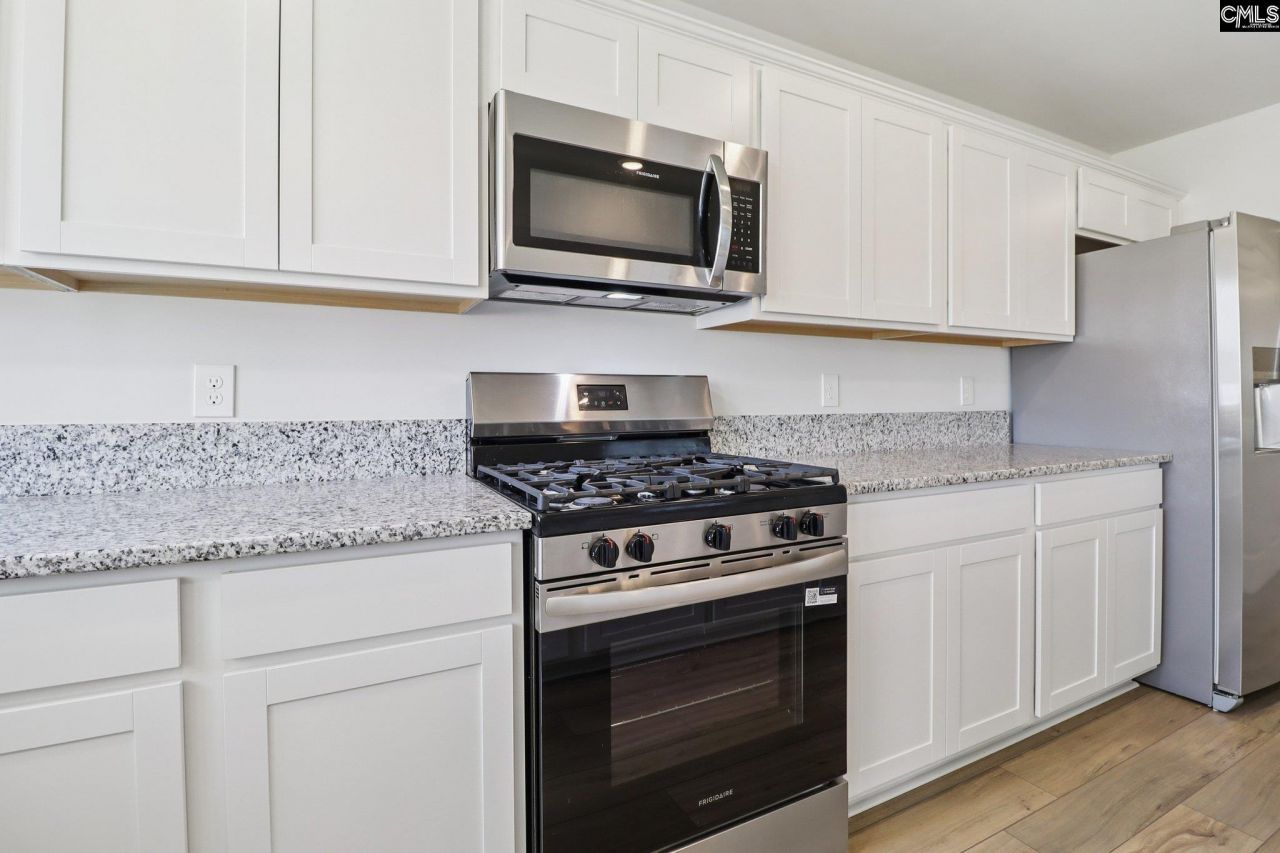 702 Clementine Run  Photo 31