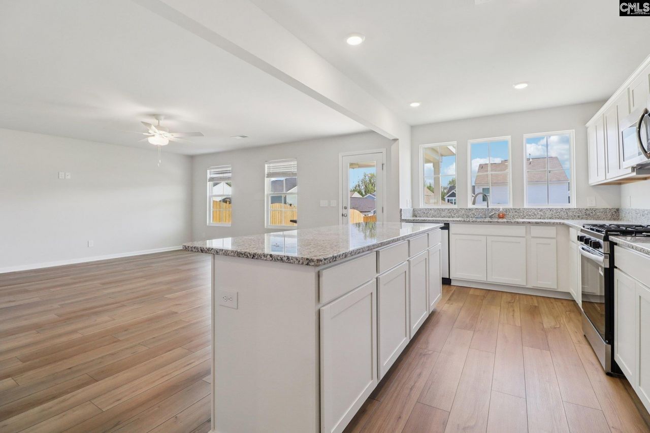 702 Clementine Run  Photo 33