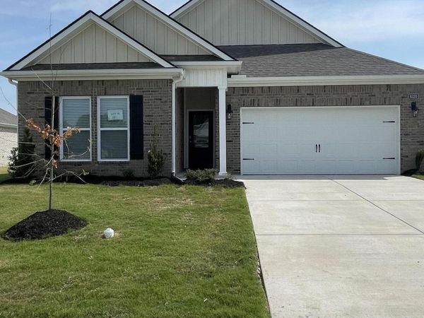 5439 Sipsey Way, Olive Branch, MS 38654