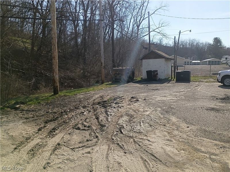 42250 Cadiz Dennison Road, Cadiz, OH 43907 Photo 7