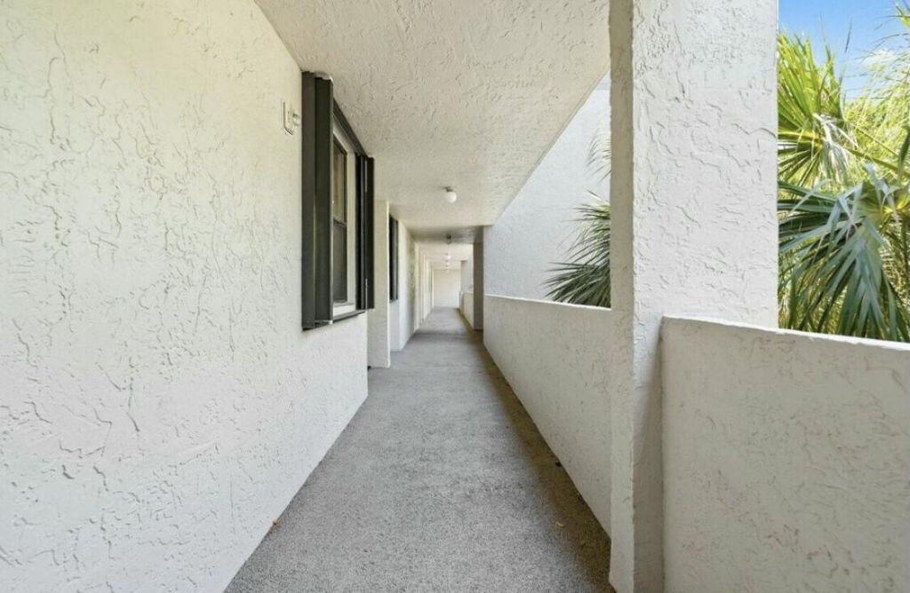 2070 Homewood Boulevard, Unit 4140, Delray Beach, FL 33445 Photo