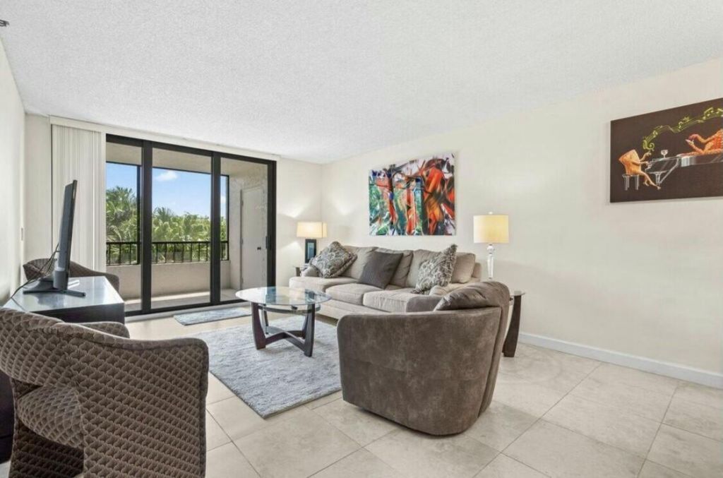 2070 Homewood Boulevard, Unit 4140, Delray Beach, FL 33445 Photo