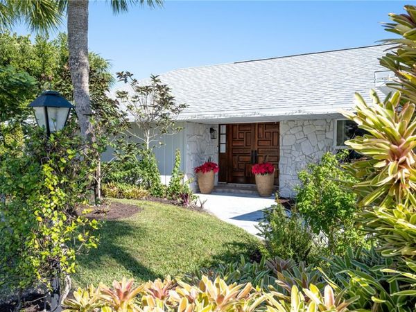 1048 Admirals Walk, Vero Beach, FL 32963