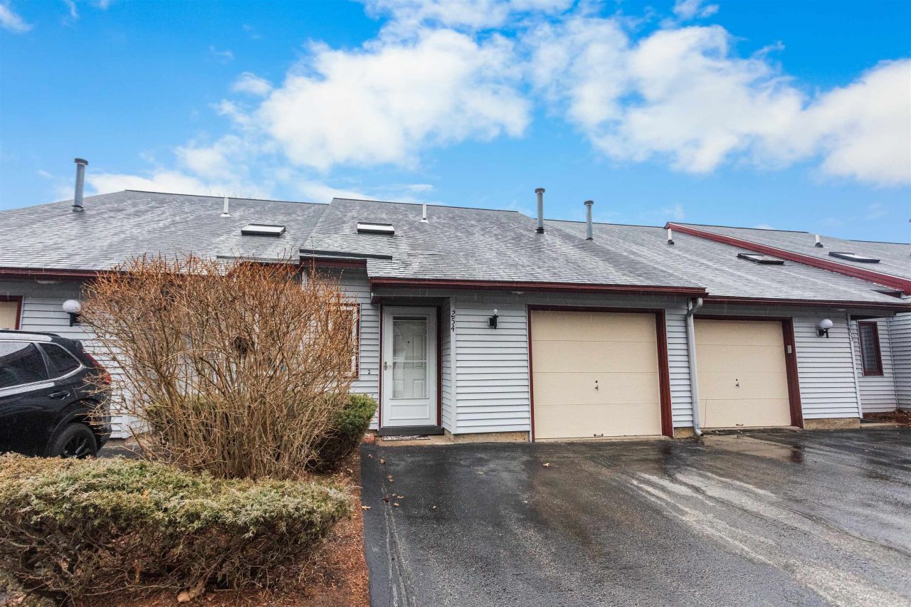 254 Stonebridge Drive, Nashua, NH 03063 Main Photo