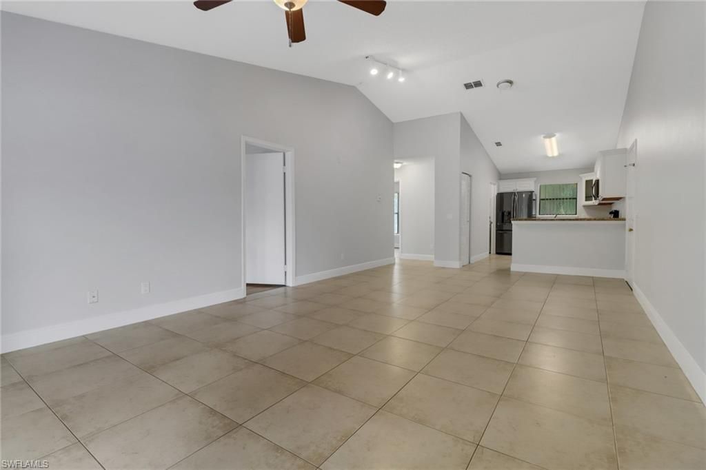 2130 Arbour Walk Cir, Unit 2724, Naples, FL 34109 Photo
