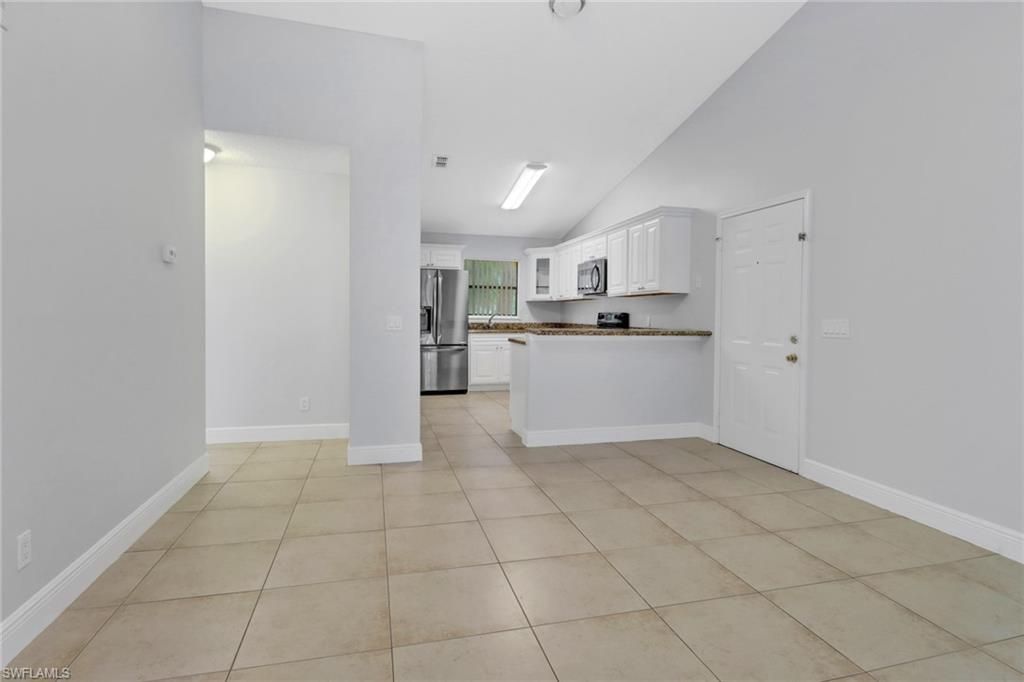 2130 Arbour Walk Cir, Unit 2724, Naples, FL 34109 Photo