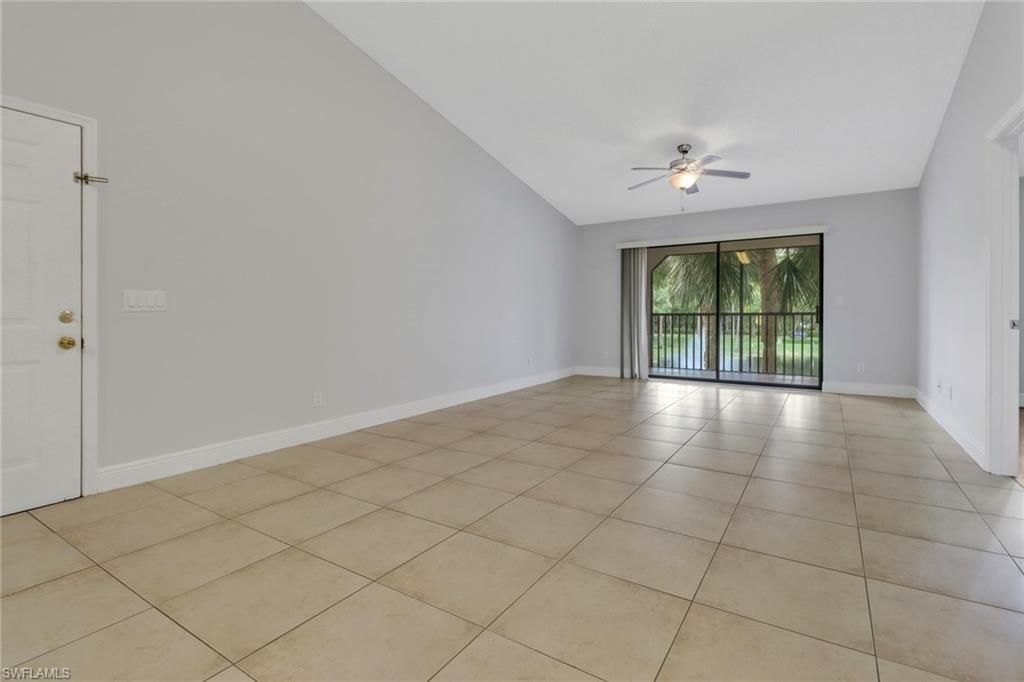 2130 Arbour Walk Cir, Unit 2724, Naples, FL 34109 Photo
