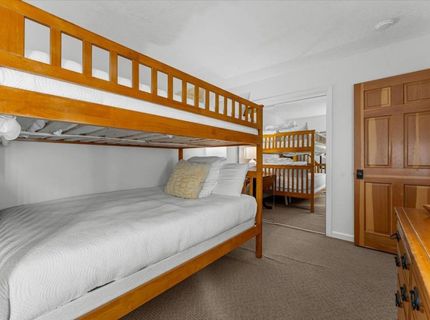 9200 Brockway Springs Drive, Kings Beach, CA 96143 Photo