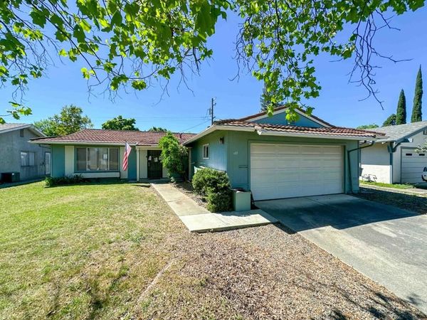 169 Rainier Circle, Vacaville, CA 95687