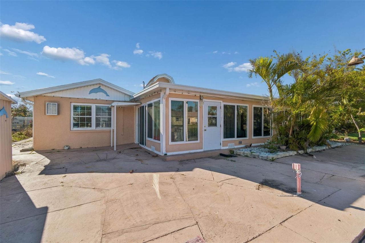 9900 Island Harbor Drive, Port Richey, FL 34668 Photo