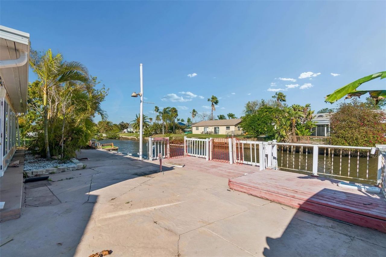 9900 Island Harbor Drive, Port Richey, FL 34668 Photo