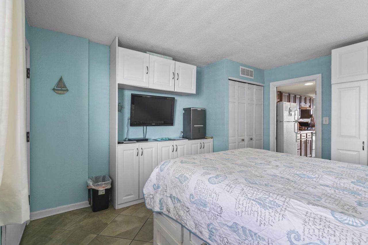 2001 S Ocean Blvd.  Photo 13