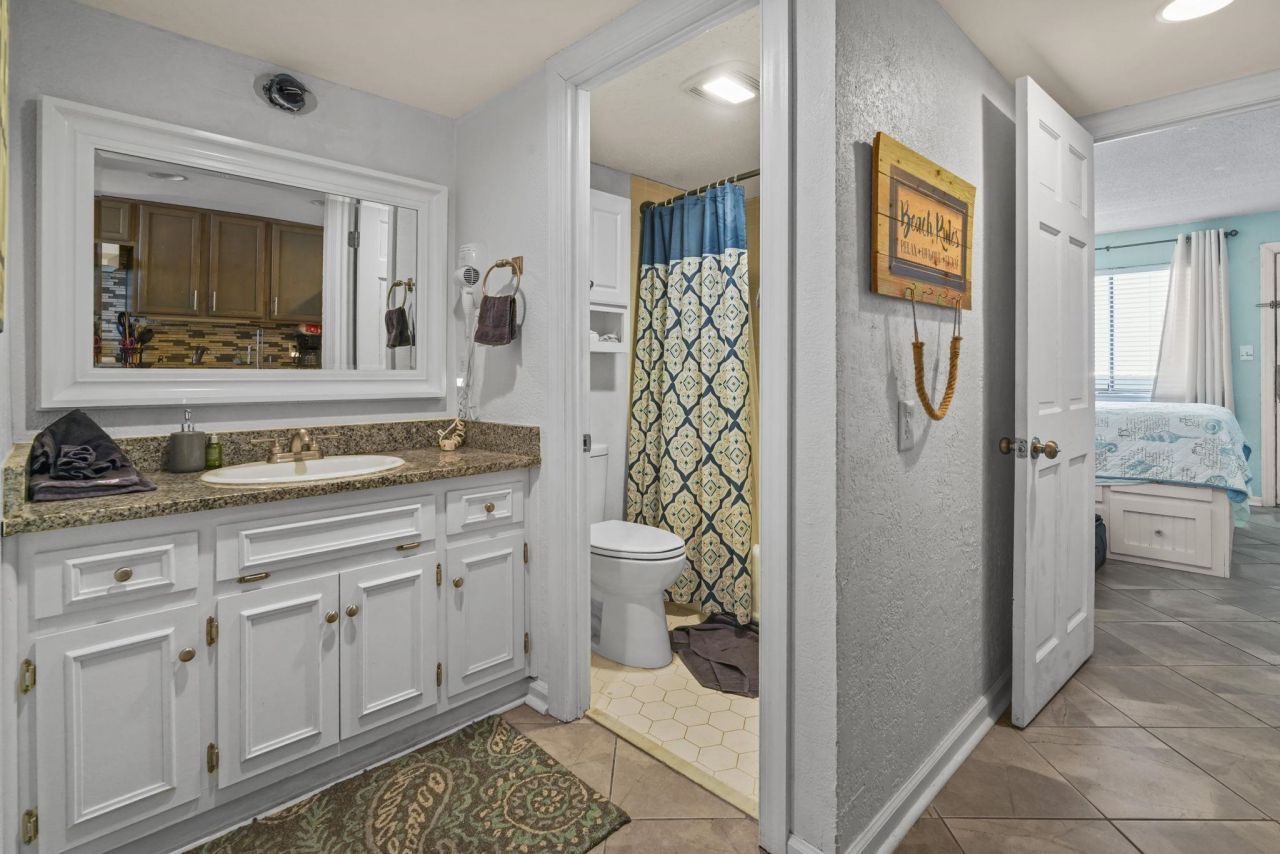 2001 S Ocean Blvd.  Photo 15