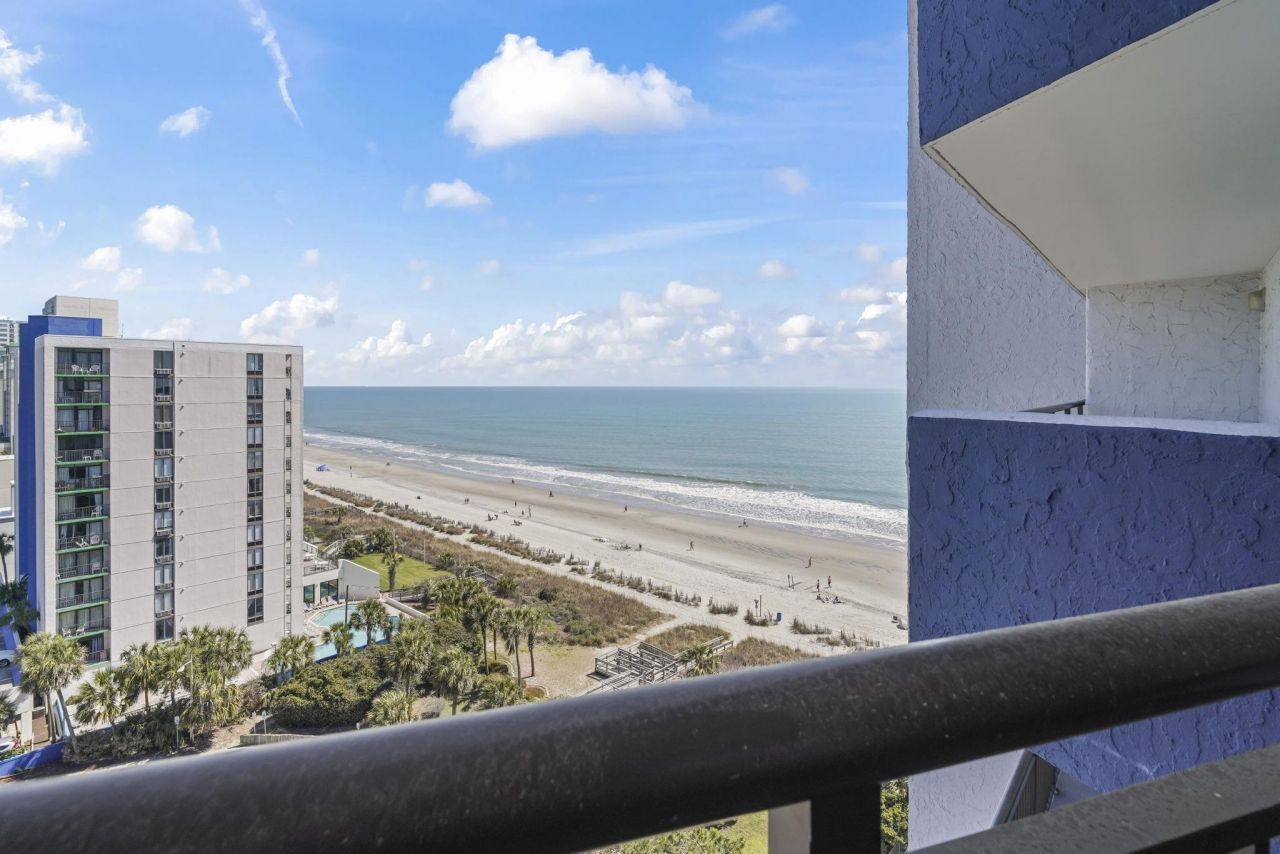 2001 S Ocean Blvd.  Photo 16