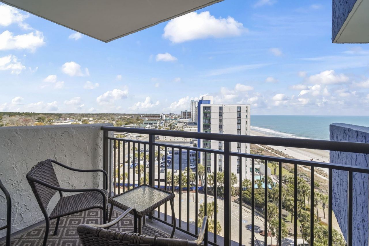 2001 S Ocean Blvd.  Photo 17