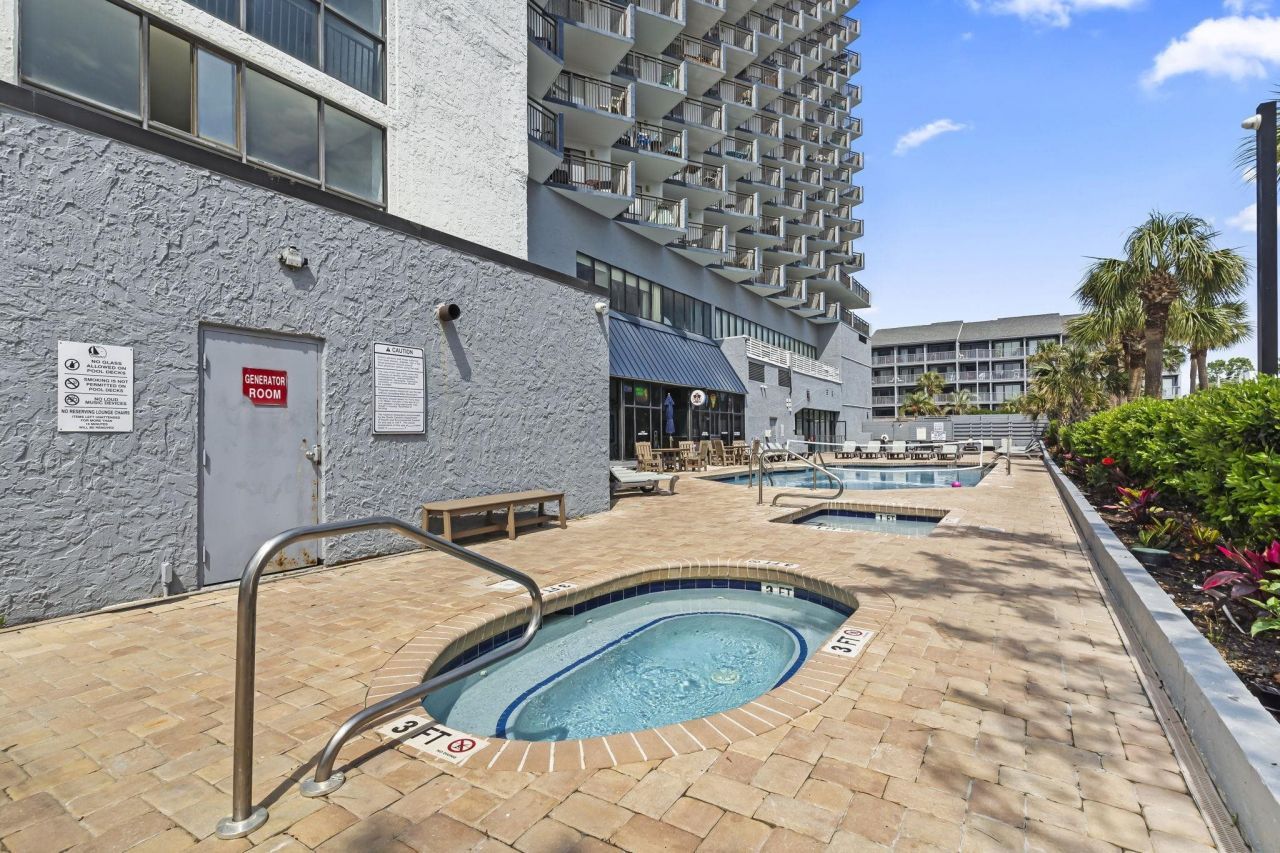 2001 S Ocean Blvd.  Photo 23